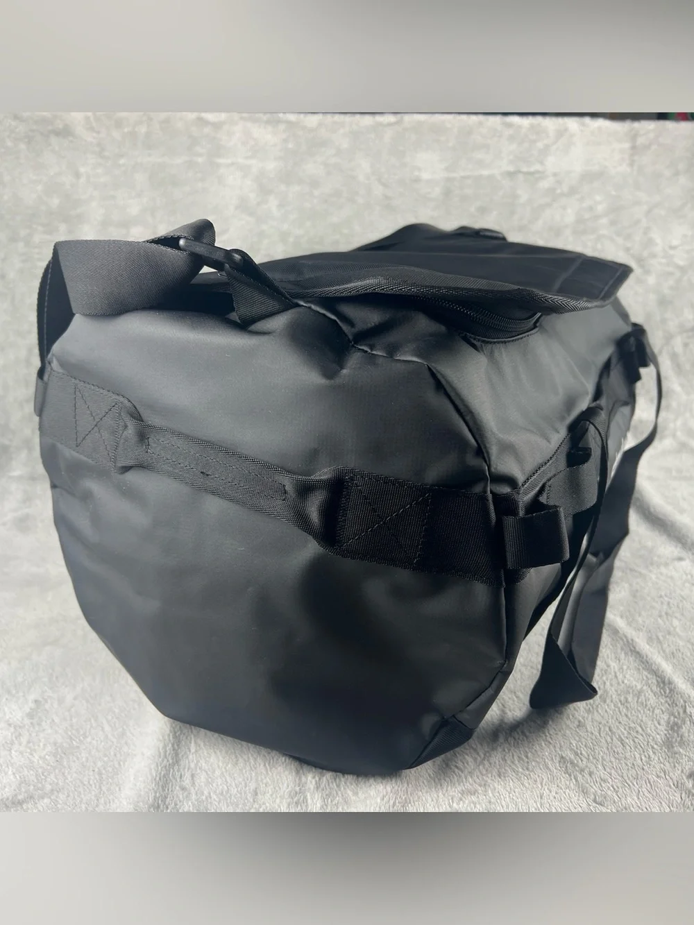 Stormtech Nautilus 35L Black Waterproof Duffel Duffle Gear Bag GBX-1S Unisex